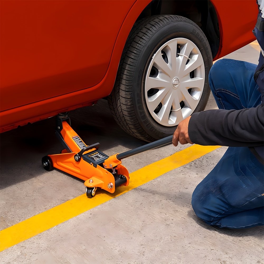 2-Ton Lightweight Floor Jack - Image 4